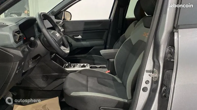 
								DACIA DUSTER ALGERIE JOURNEY 1.3 TCE 150CV BVA GRIS SCHISTE full									