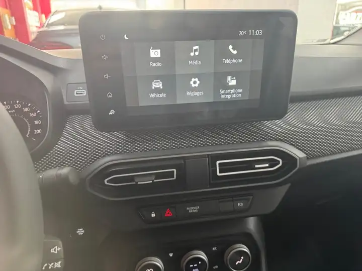 
								DACIA LOGAN ALGERIE TCE 1.0 100CV BVM full									